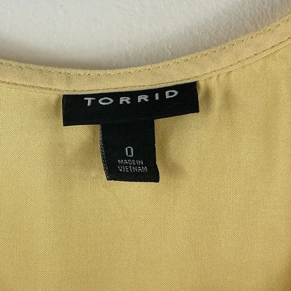 Torrid Soft Yellow Sophie Eyelet Swing Cami Tank‎ Top Plus Size 0 Large - Picture 2 of 13